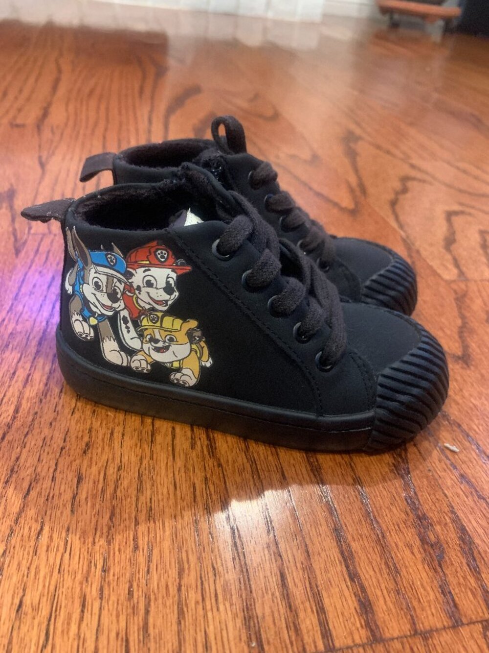 Zara Paw Patrol Nickelodeon High Top Side Zip Sneakers | Black | EU 22/ US 6.5T